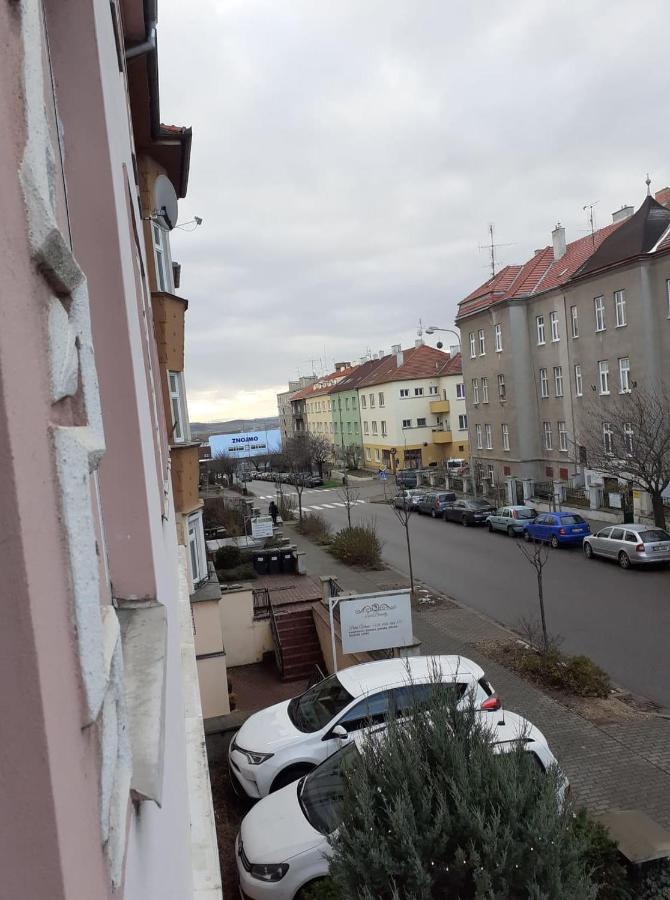 Ubytovani Na Spravnem Miste Znojmo Exterior foto